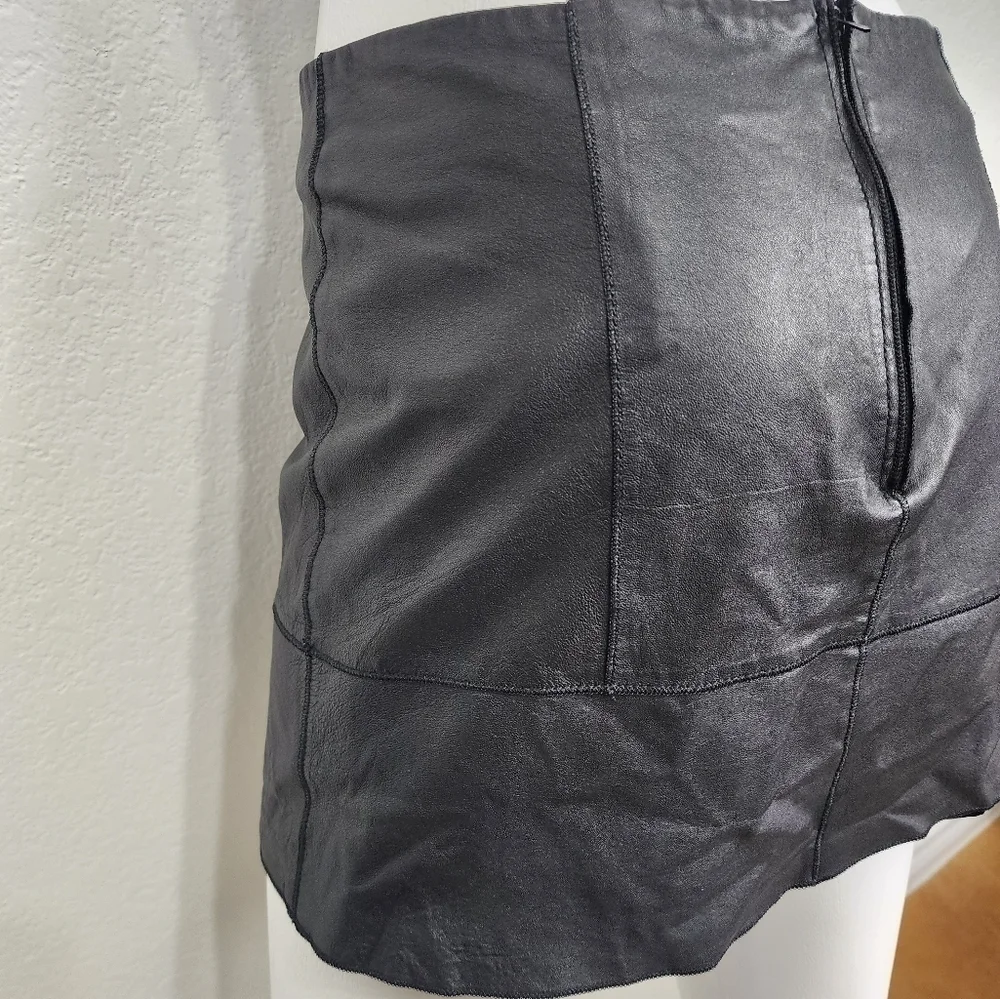 Bebe Leather Streetwear Black Mini Skirt Size 8